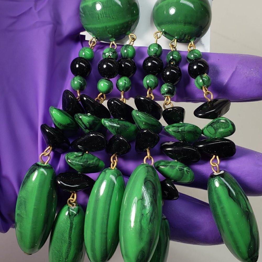 Women's Gold tone Green & Black Beads Fringed Post Drop Dangle long Earrings, 5" - Picture 4 of 6